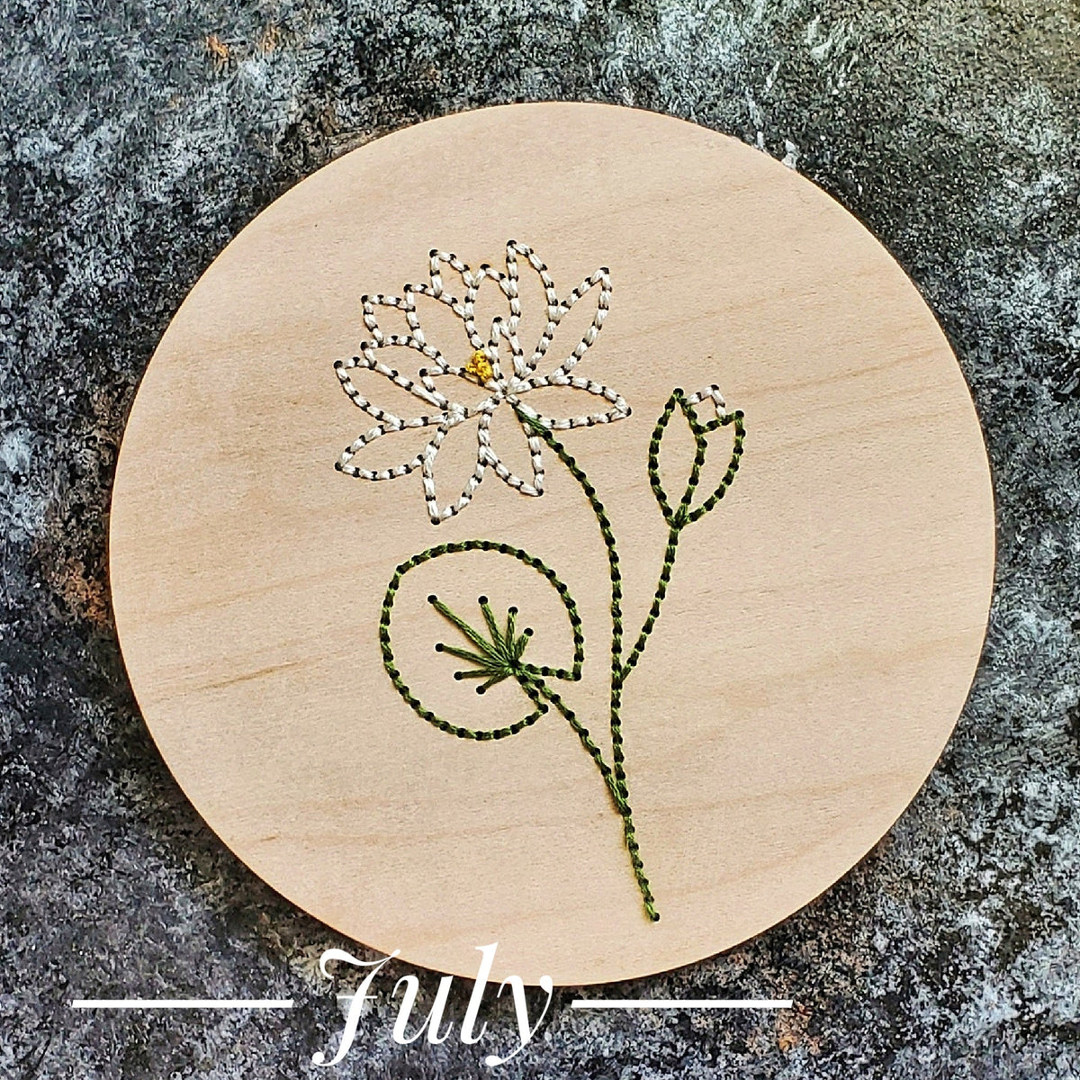 hand_embroidered_water_lily_Ju